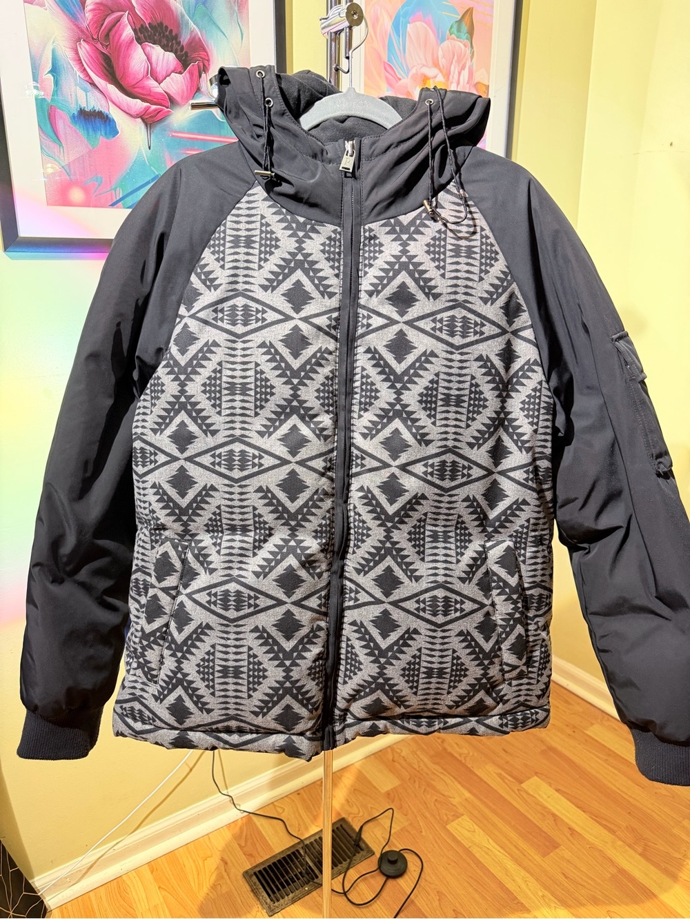 GENUINE Pendleton Winter Puffer Jacket. Duck Down